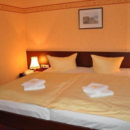 Hotel Ruegen Park Kg 깅슈트 객실 사진